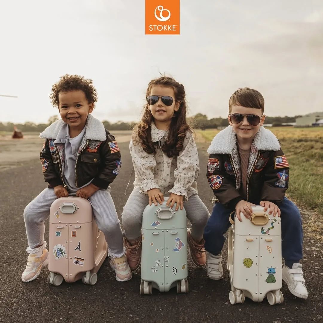 Чемодан-трансформер JetKids by Stokke BedBox V4 Hazy Lilac, ручная кладь вместительный и компактный