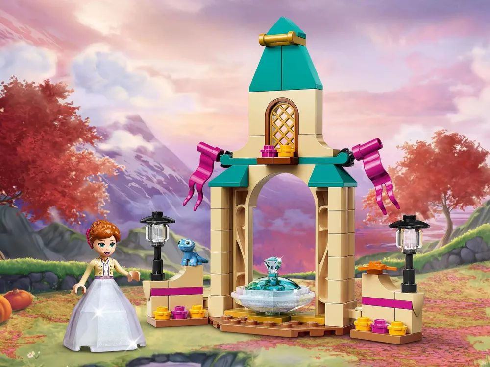 Lego Конструктор Princess "Двор замка Анны"
