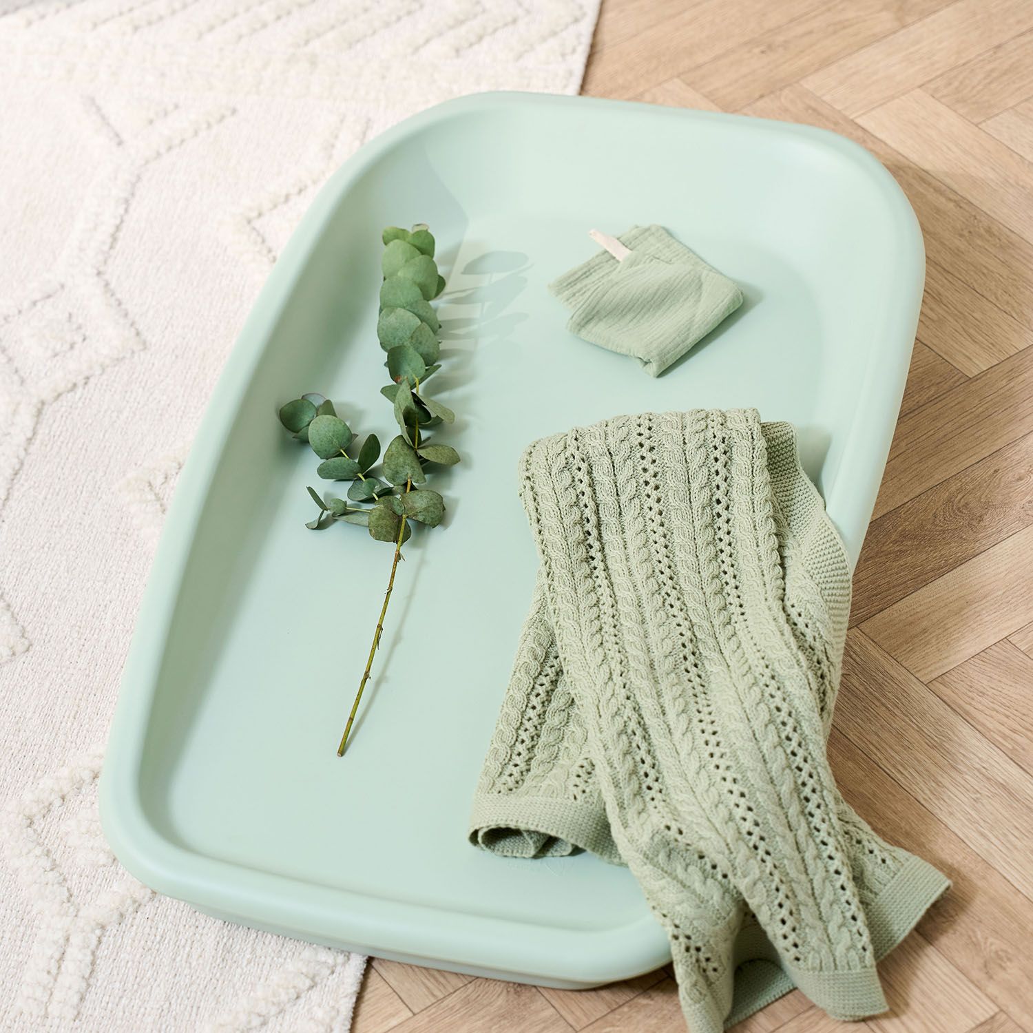 Пеленальная доска Tutti Bambini Cushi на жестком основании Leaf