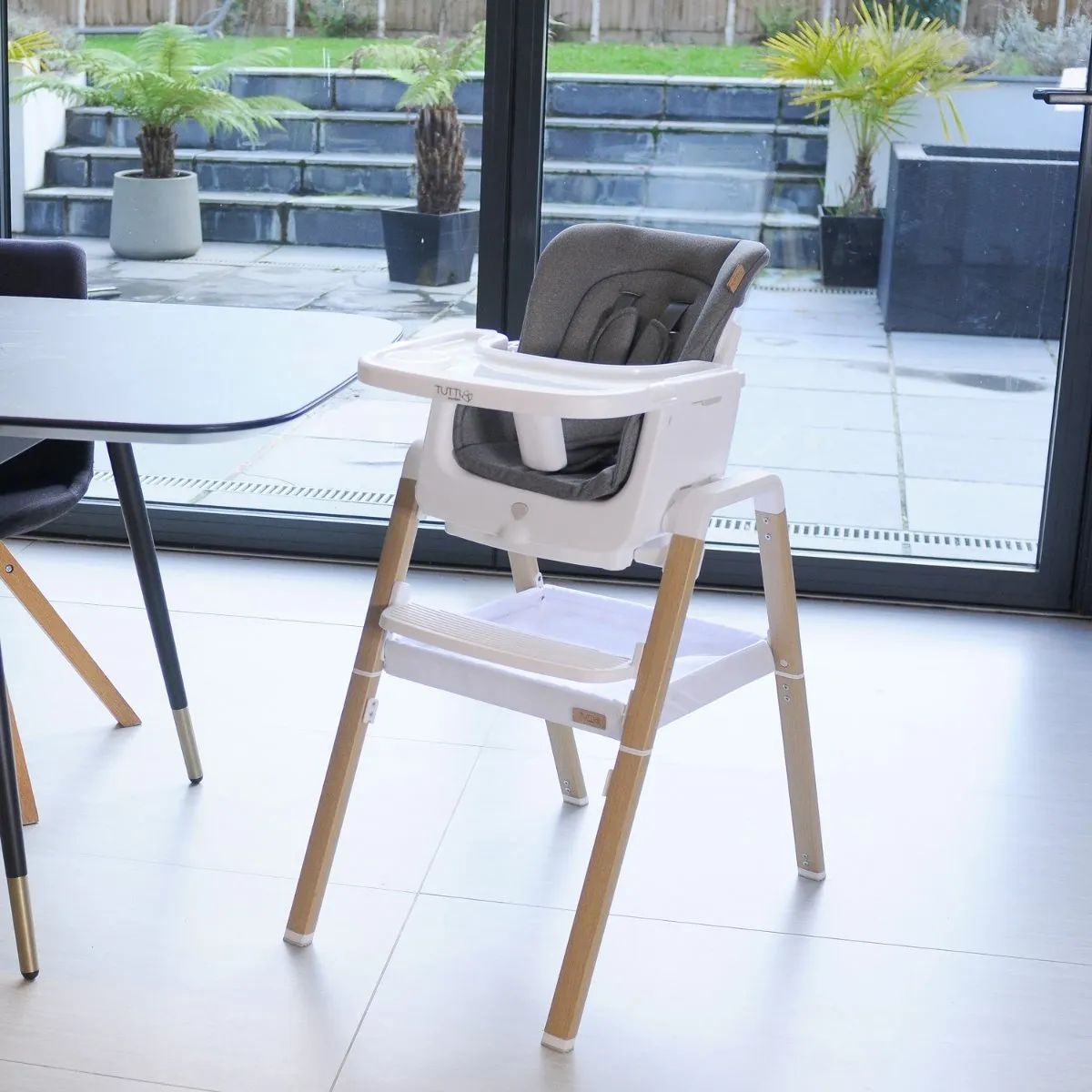 Стул Tutti Bambini для кормления High chair NOVA Complete White/Oak 611010/3511B