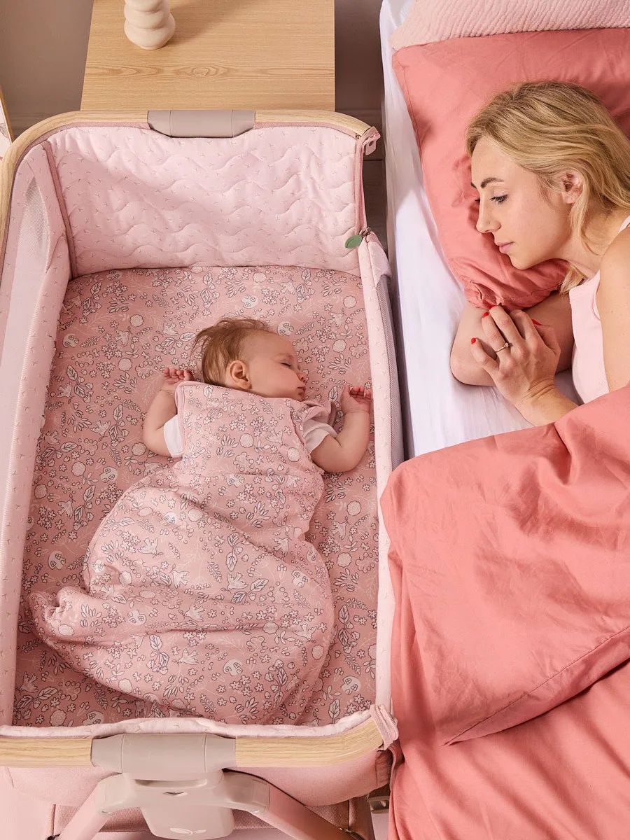 Кровать (колыбель) Tutti Bambini CoZee Air 2 51х80,5 см Дуб/Розовый (Drifted Oak and Blush) c колесами и качалкой 211207/3776