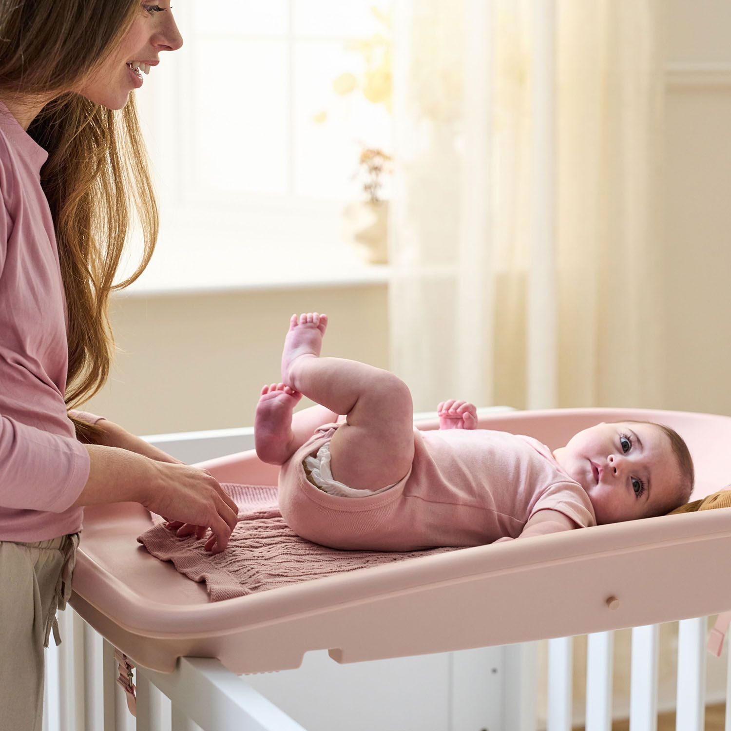 Пеленальная доска Tutti Bambini Cushi на жестком основании Petal