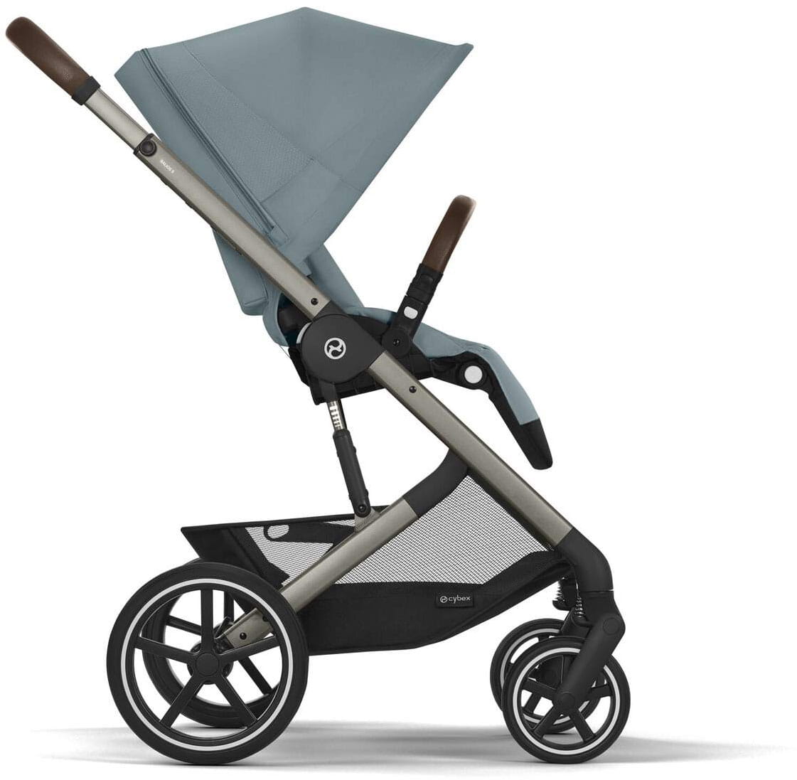 Коляска прогулочная Cybex Balios S LUX NEW 2025 Stormy Blue с накидкой для ног и дождевиком