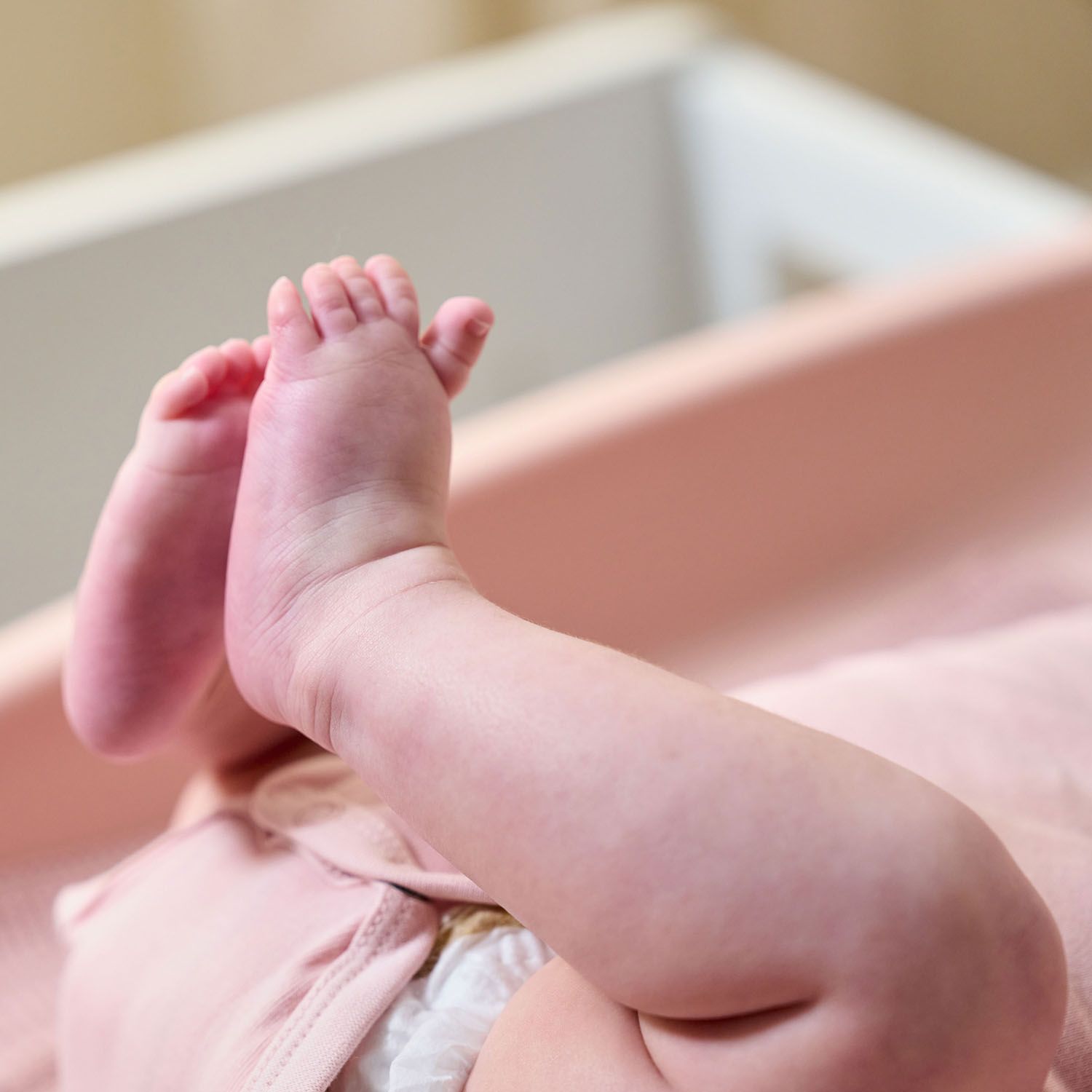 Пеленальная доска Tutti Bambini Cushi на жестком основании Petal