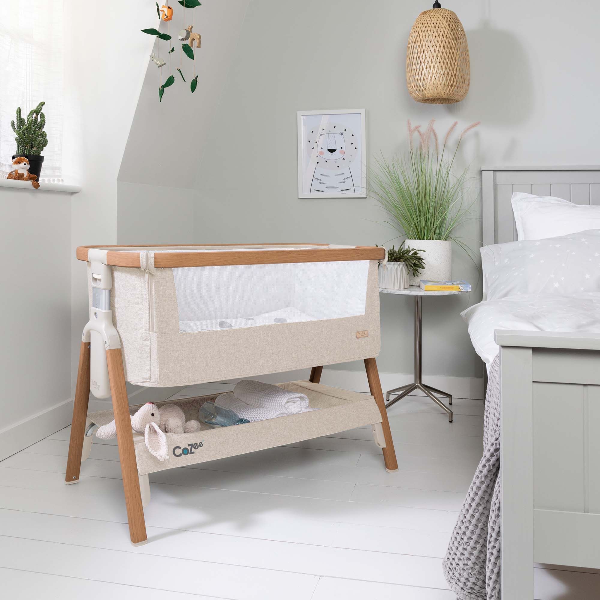 Кровать-трансформер приставная Tutti Bambini CoZee XL 120*60 см Scandinavian Walnut/Ecru 211209/7508 + Колеса