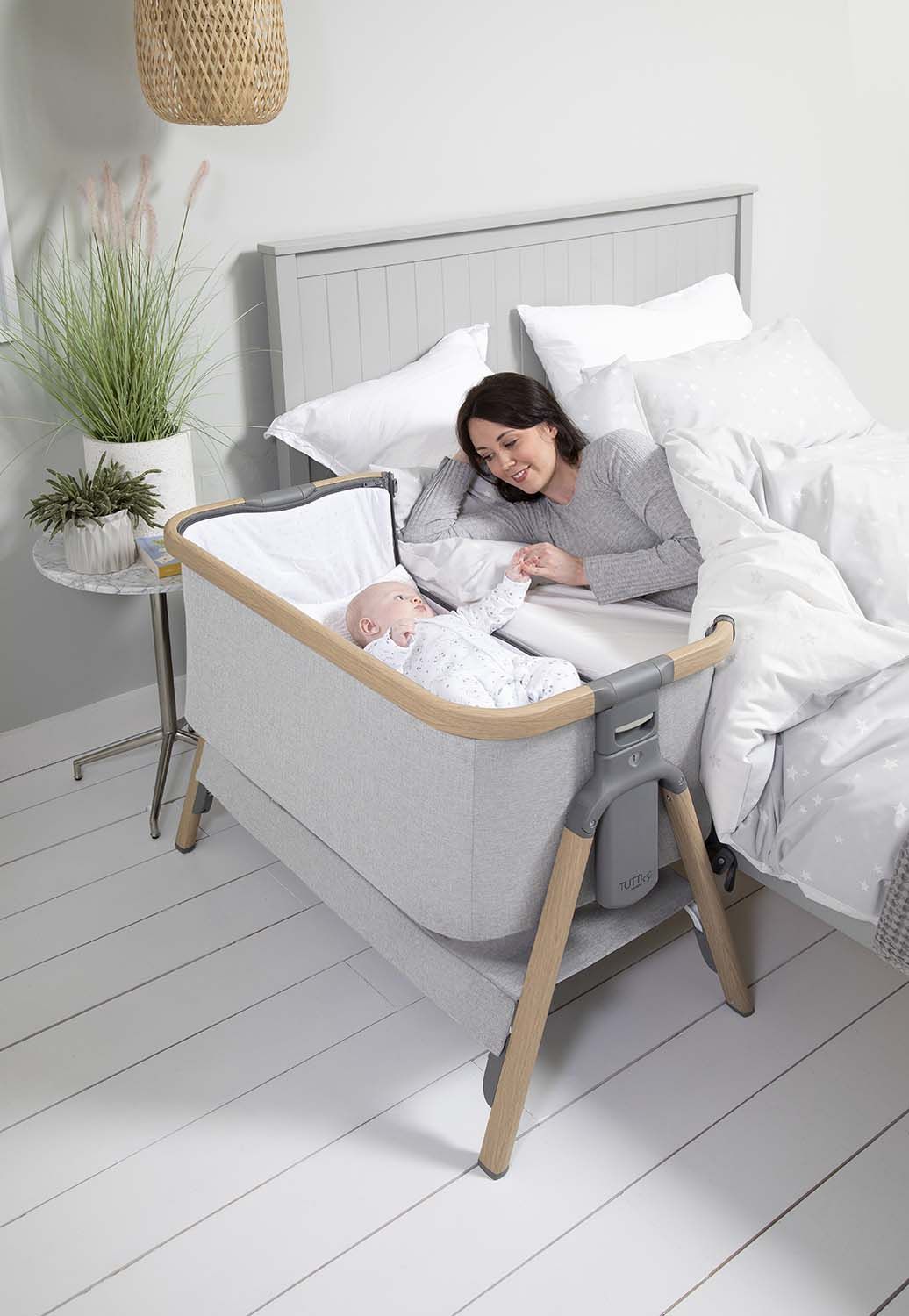 Колыбель Tutti Bambini CoZee с колесами Oak and Silver 211205/3596