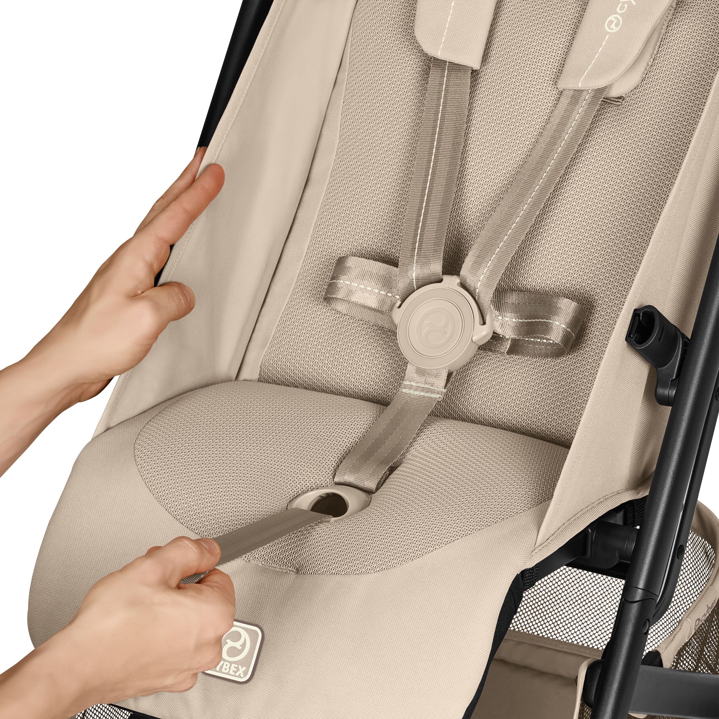 Коляска Cybex Beezy Almond Beige 2026 с бампером и дождевиком